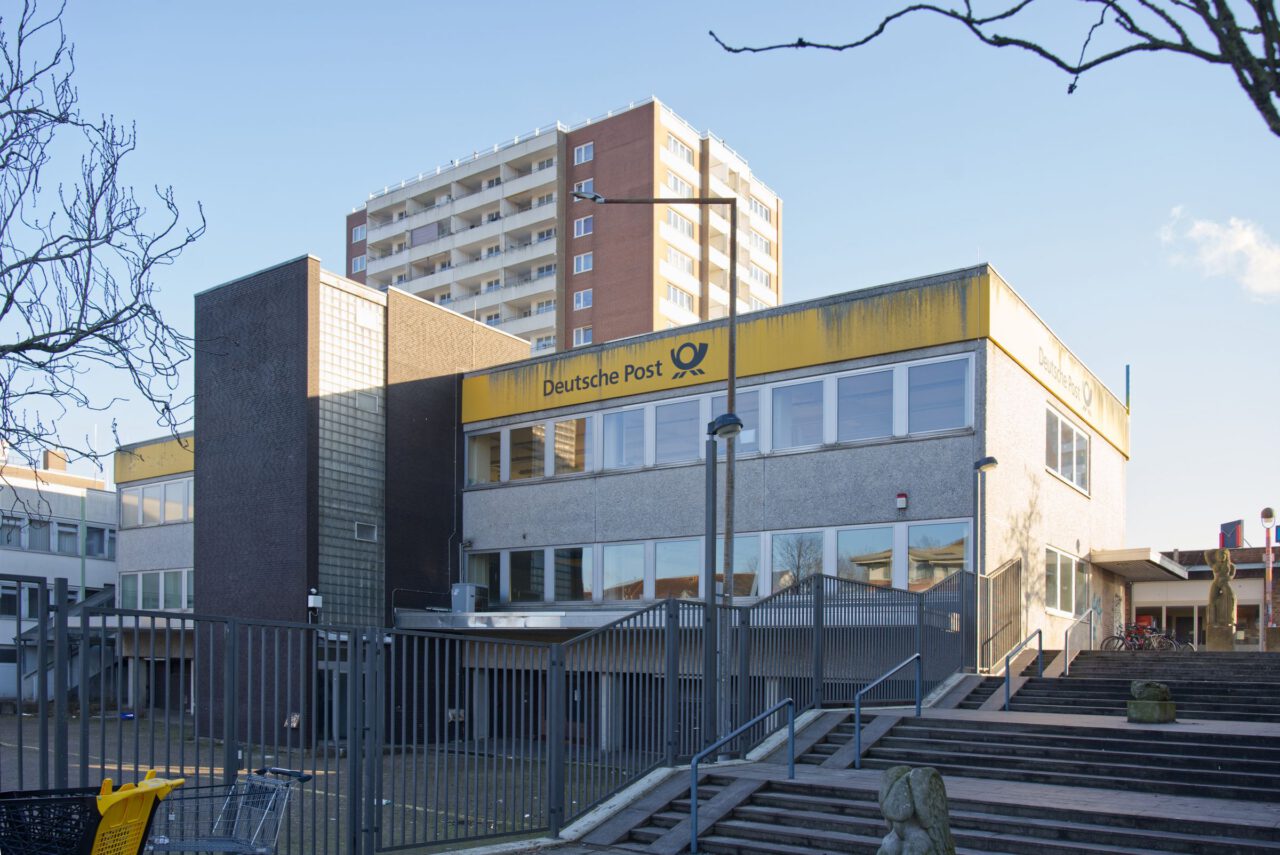 ehemaliges Postgebäude in Bremen Kattenturm